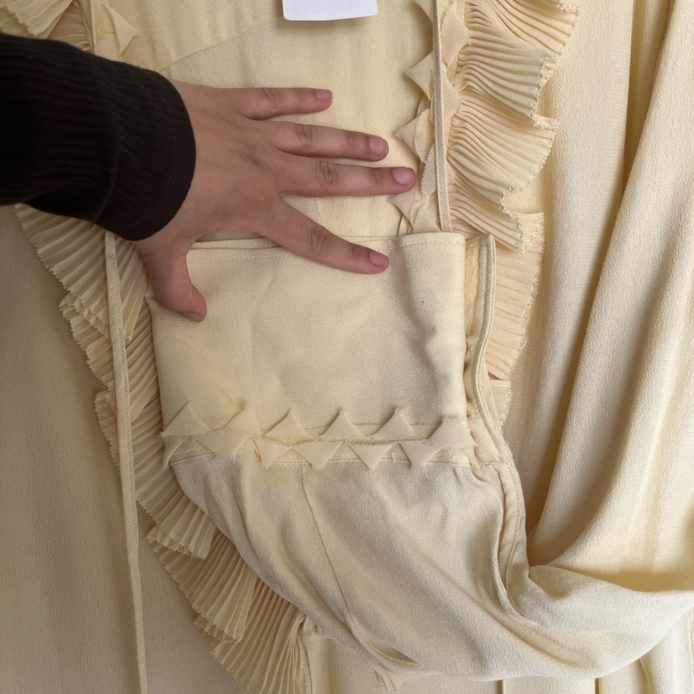 Viral H&M blouse Spring 2025 - Picture 10 of 13